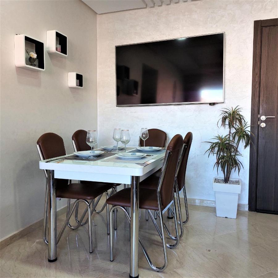 Appartement Pour Familles En Residence Avec Piscine Et Wifi Marrakesh Eksteriør billede
