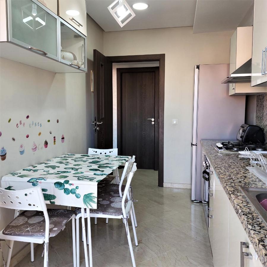 Appartement Pour Familles En Residence Avec Piscine Et Wifi Marrakesh Eksteriør billede