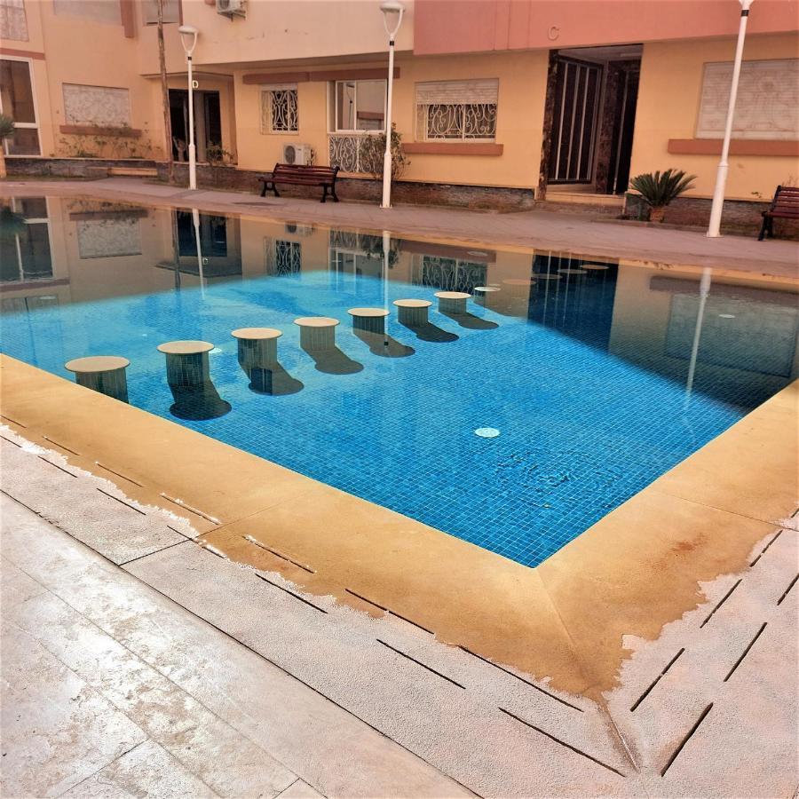 Appartement Pour Familles En Residence Avec Piscine Et Wifi Marrakesh Eksteriør billede