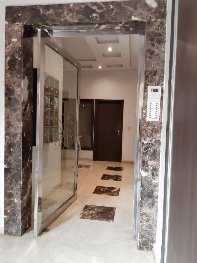 Appartement Pour Familles En Residence Avec Piscine Et Wifi Marrakesh Eksteriør billede
