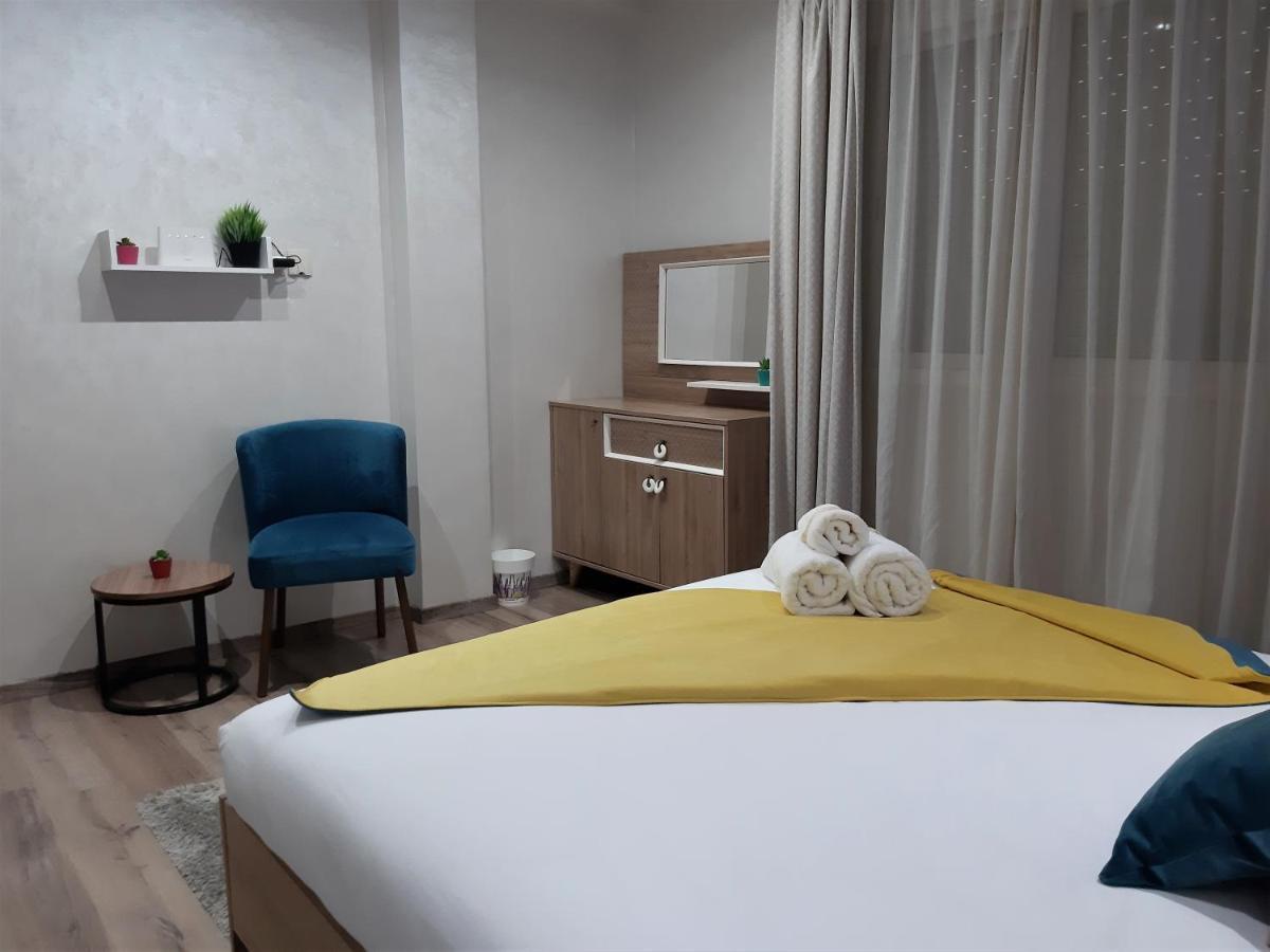 Appartement Pour Familles En Residence Avec Piscine Et Wifi Marrakesh Eksteriør billede